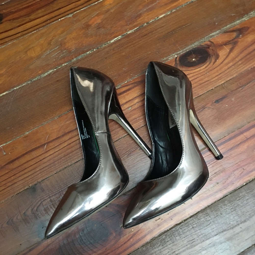 Steve Madden metallic heels sz 6.5